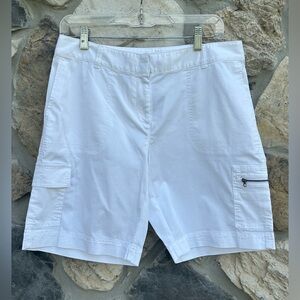 J Jill White Cotton Stretch Bermuda Cargo Shorts Size 8 Casual Beach Lightweight